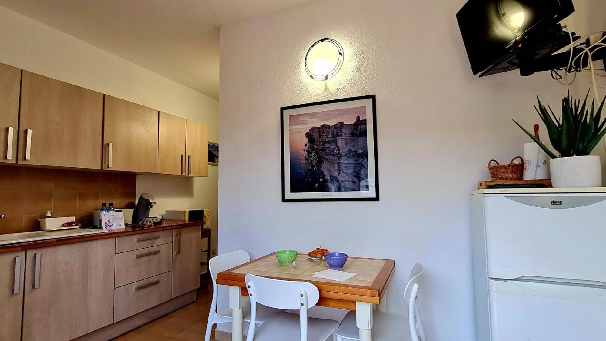 Appartement Kalliste, Logements Avec Vue Citadelle De Bonifacio Bonifacio  Exterior photo