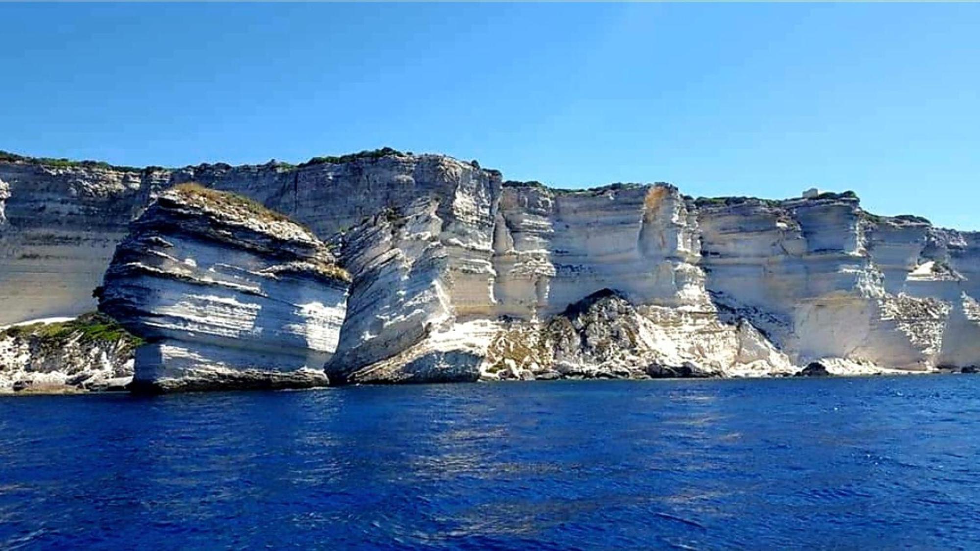 Appartement Kalliste, Logements Avec Vue Citadelle De Bonifacio Bonifacio  Exterior photo